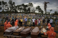 bai toan can bang kiem soat dich covid 19 va khoi phuc kinh te tai italy