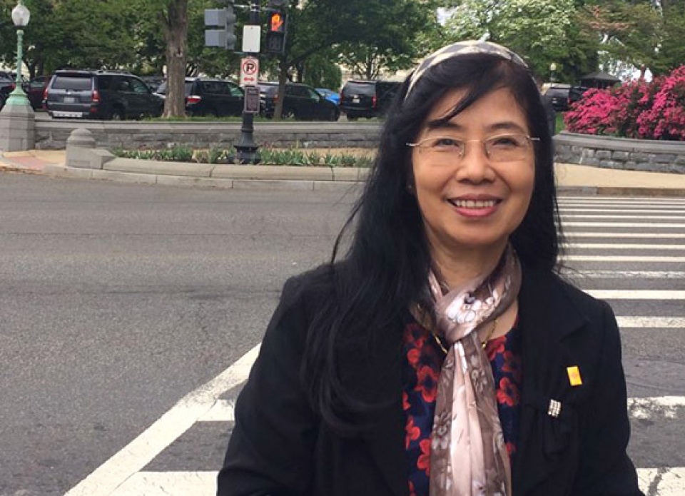 Tự cởi trói khỏi bạo lực gia đình tu coi troi khoi bao luc gia dinh