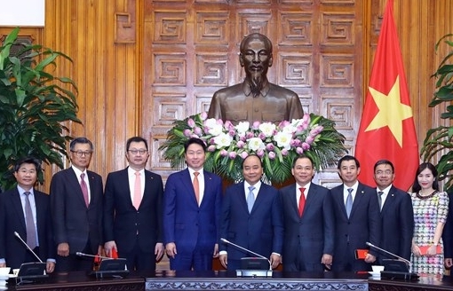 Thủ tướng Nguyễn Xuân Phúc tiếp Chủ tịch Tập đoàn SK Hàn Quốc