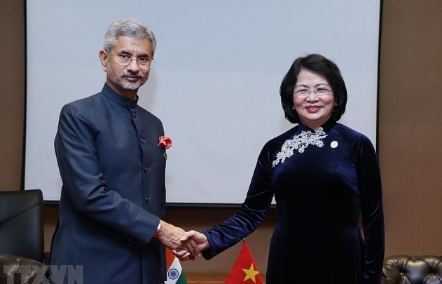 Phó Chủ tịch nước tiếp xúc song phương lãnh đạo nhiều nước tại Tajikistan