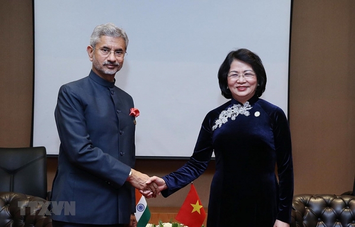 pho chu tich nuoc dang thi ngoc thinh tiep xuc song phuong lanh dao nhieu nuoc