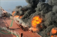 anh bay to lo ngai ve viec bao ve hang hoa o eo bien hormuz