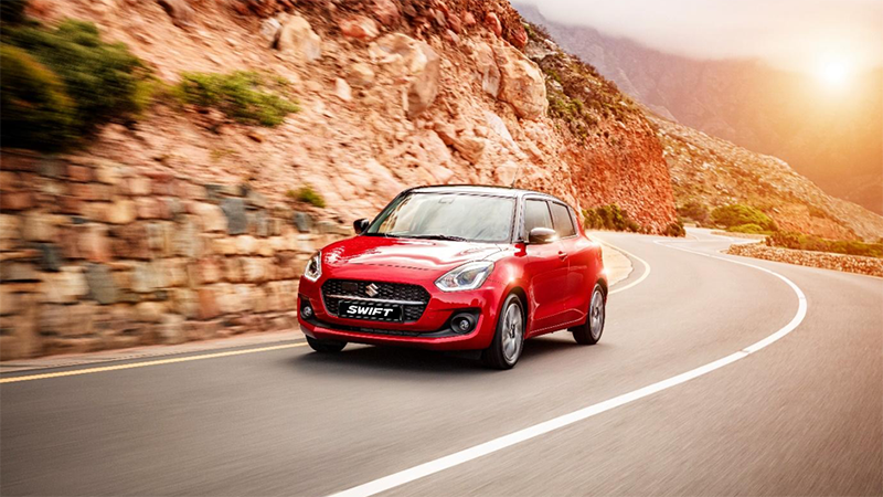 New Swift 2021 chỉ tiêu tốn nhiên liệu trên đường trường là 4,4L/100km, con số hấp dẫn trong phân khúc hatchback hạng B. New Swift 2021 chỉ tiêu tốn nhiên liệu trên đường trường là 4,4L/100km, con số hấp dẫn trong phân khúc hatchback hạng B.