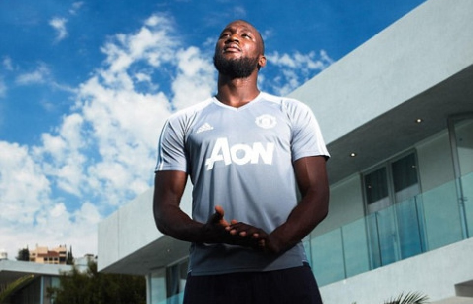 Romelu Lukaku chính thức gia nhập Man Utd