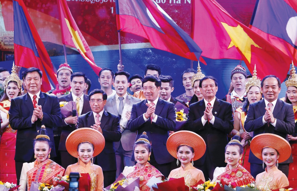 55 năm biết bao ân tình