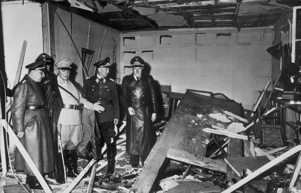 Mật vụ ngăn chặn Thế chiến II