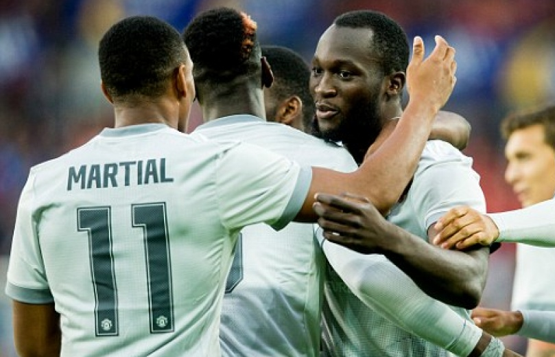 Lukaku tiếp tục "nổ súng", Man Utd thắng ấn tượng
