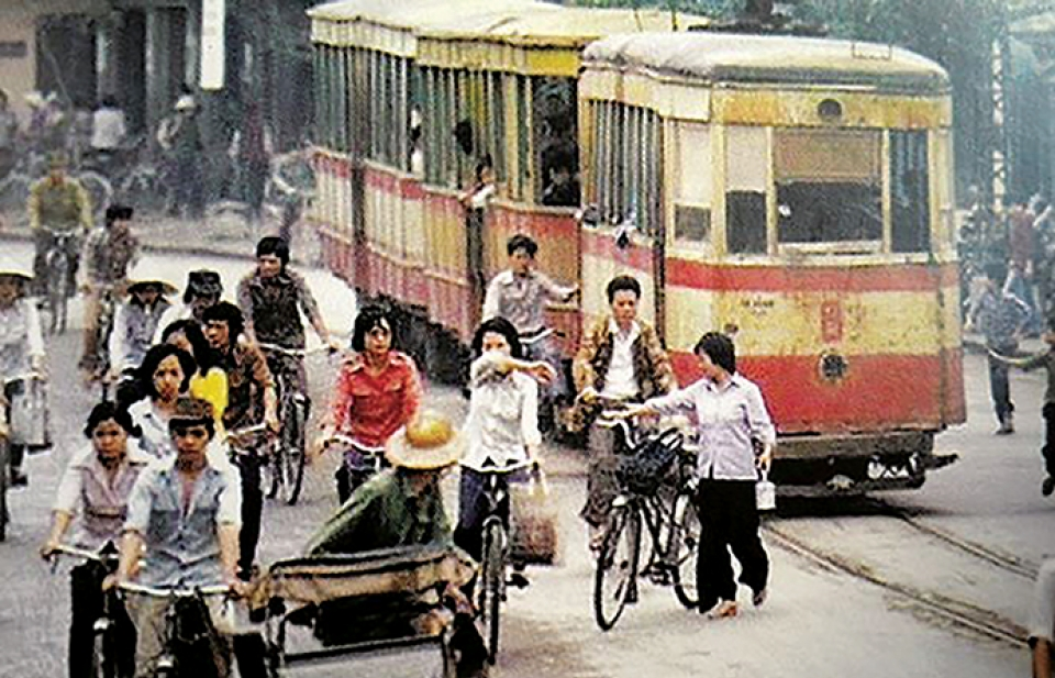 Xe điện - Tiếng leng keng thân thương của người Hà Nội