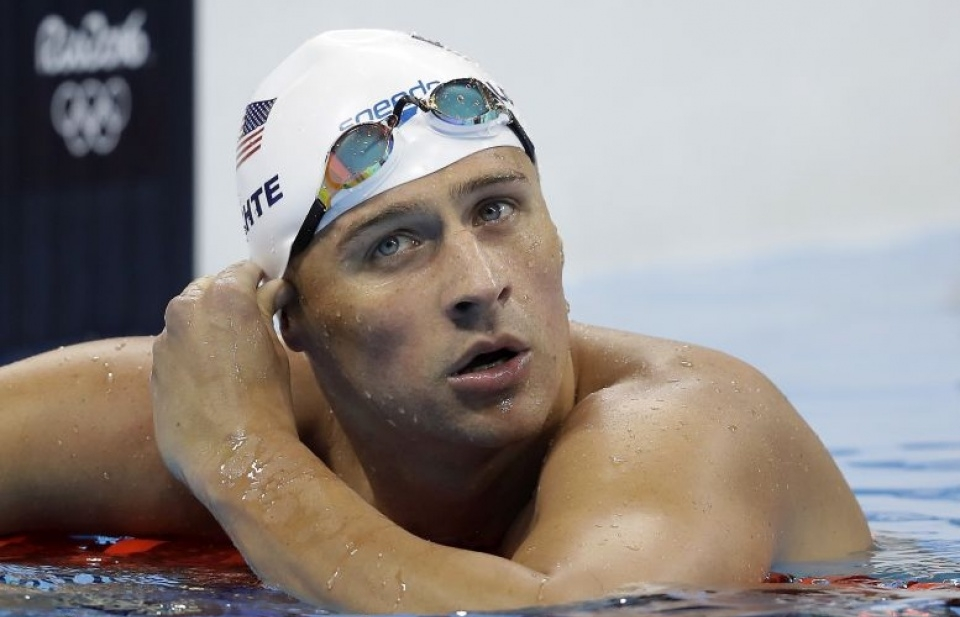 "Câu like"- kình ngư Ryan Lochte vô tình "lĩnh án" cấm thi đấu 14 tháng
