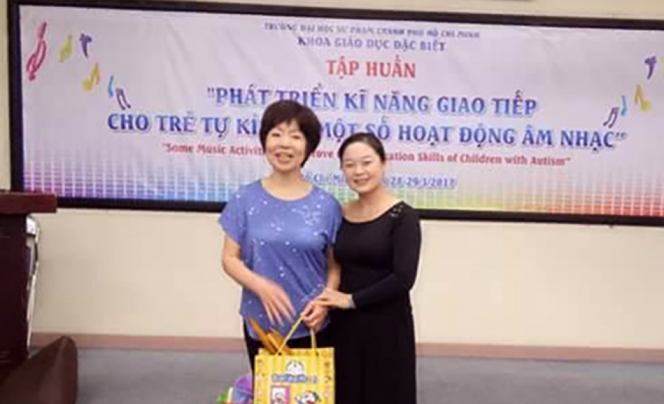 tre tu ky moi nguoi me la mot anh hung