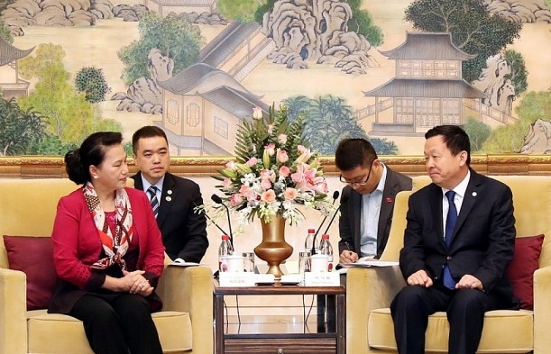 Chủ tịch Quốc hội Nguyễn Thị Kim Ngân tiếp Bí thư Thành ủy Tô Châu