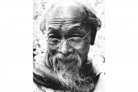 nha van hoa huu ngoc cay doi va thuoc la