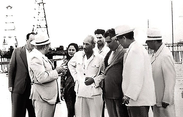 Từ chuyến đi lịch sử của Bác Hồ đến Baku