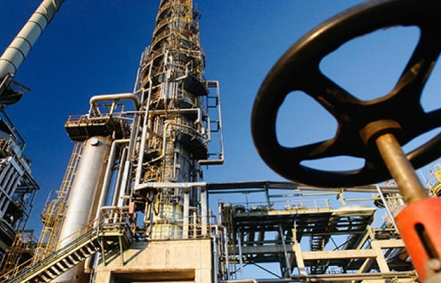 Giá dầu thế giới đảo chiều đi lên