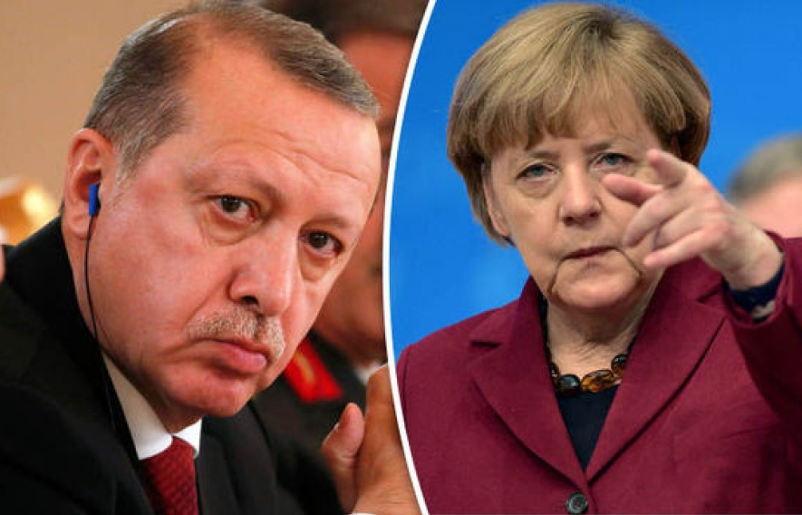 Khi đồng minh đối đầu