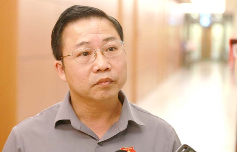 Phải xem tham nhũng là “giặc nội xâm”