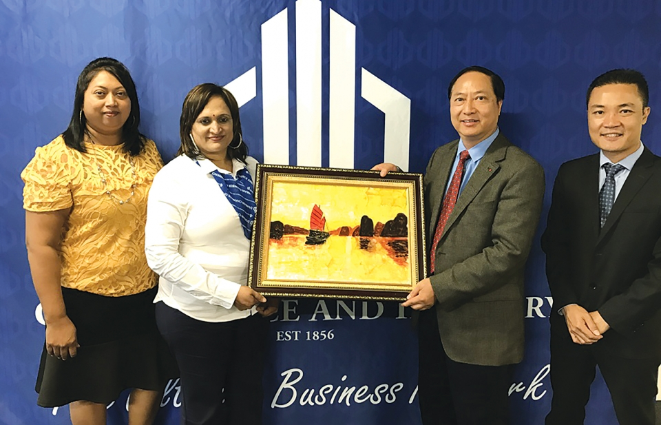 Đại sứ Vũ Văn Dũng: Thúc đẩy quan hệ nhiều mặt giữa Việt Nam với Nam Phi