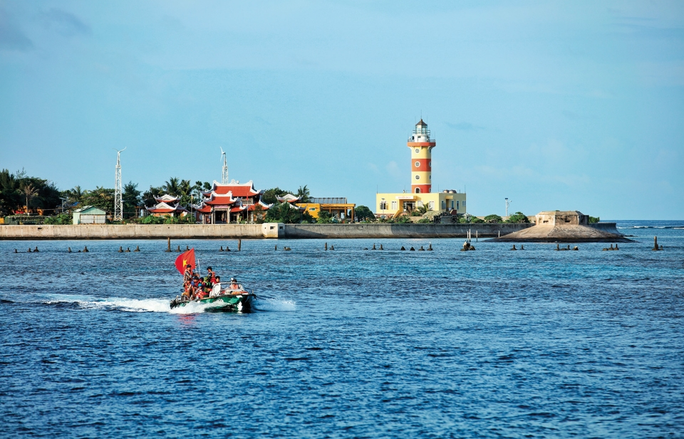 Trường Sa không xa