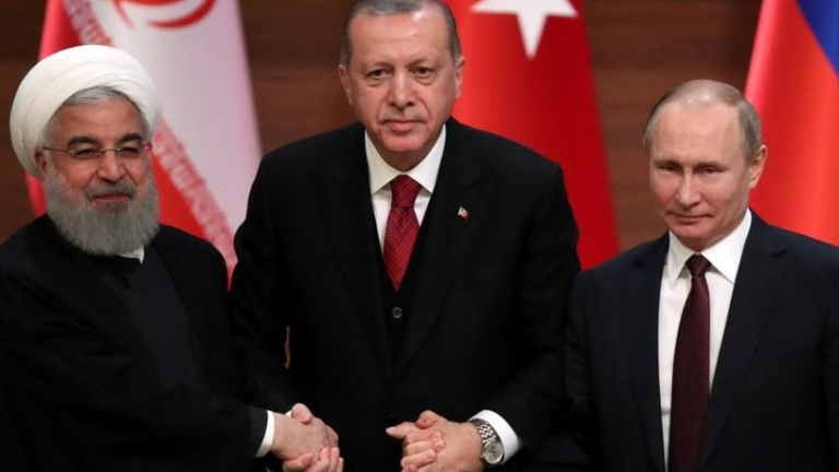 Bình luận của TG&VN - Một khi “bộ ba” tụ hội