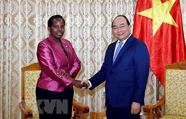 Thủ tướng Nguyễn Xuân Phúc tiếp Bộ trưởng Ngoại giao và Hợp tác quốc tế Botswana