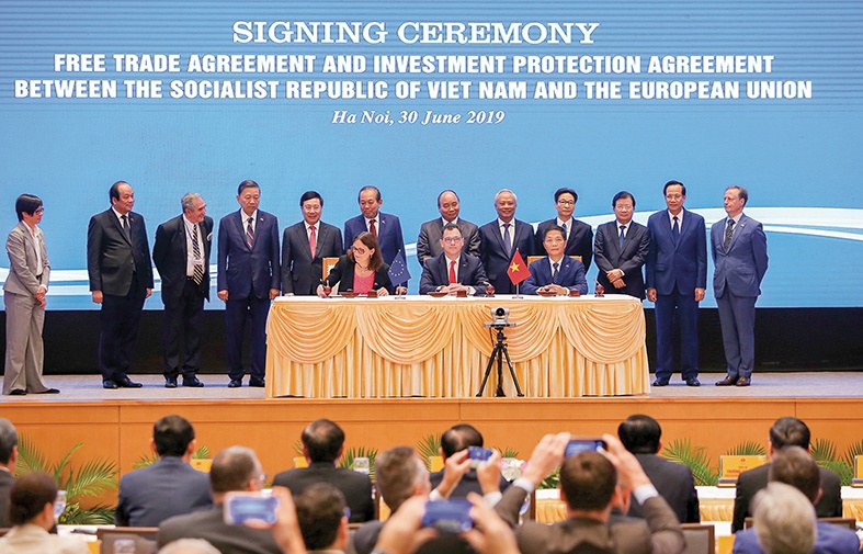 mot so hinh anh doi ngoai viet nam 2019