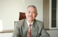 GS. Trương Nguyện Thành: Loạn trường quốc tế - Nhập nhằng thật giả