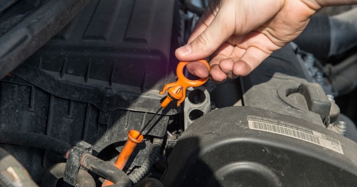 Đối với động cơ ô tô, dầu nhớt là thành phần quan trọng không thể thiếu. Đây là phụ gia đóng vai trò then chốt để đảm bảo một chiếc xe có thể hoạt động trơn tru trong suốt vòng đời của mình. Đối với động cơ ô tô, dầu nhớt là thành phần quan trọng không thể thiếu. Đây là phụ gia đóng vai trò then chốt để đảm bảo một chiếc xe có thể hoạt động trơn tru trong suốt vòng đời của mình.