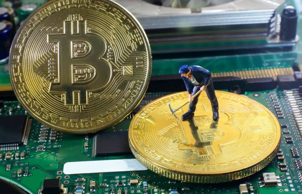 Đưa tiền ảo vào khuôn khổ