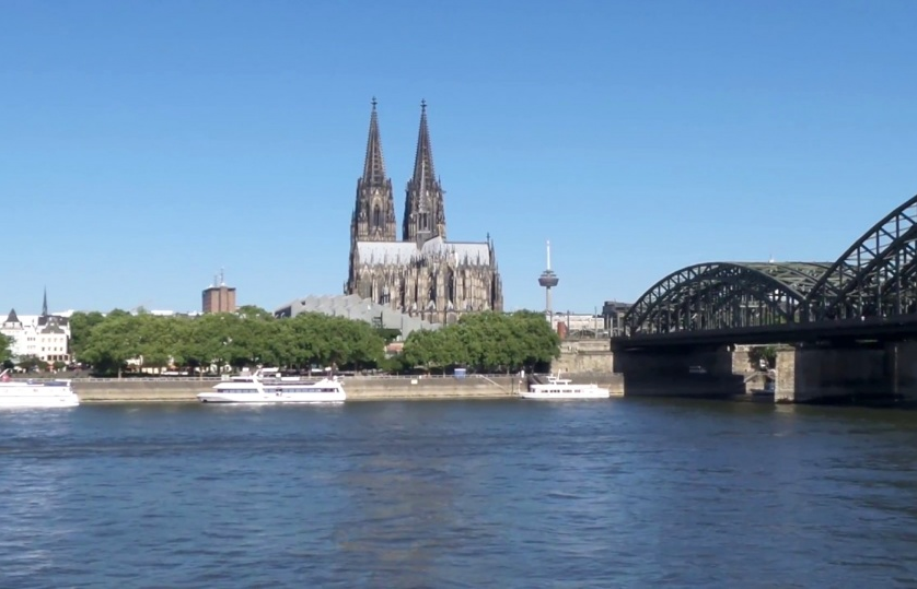 Một nét ẩm thực bên bờ sông Rhine