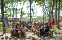 bao ve tre trong the gioi ao giai phap tu gia dinh