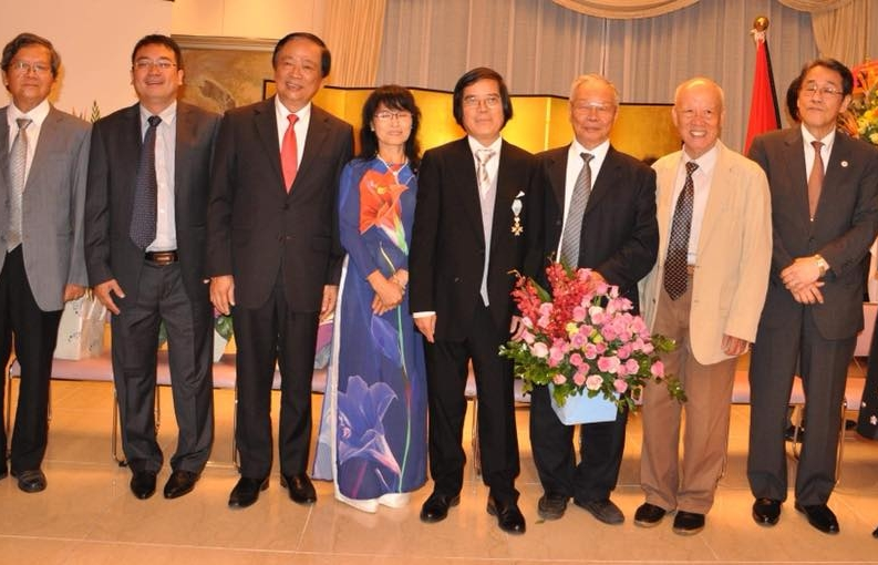 GS Trần Văn Thọ: Khi trái tim thuộc về hai đất nước