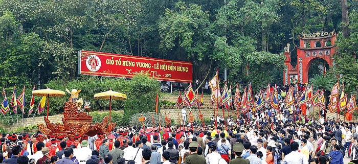 Lan tỏa giá trị văn hóa cội nguồn từ Tín ngưỡng thờ cúng Hùng Vương lan toa gia tri van hoa coi nguon tu tin nguong tho cung hung vuong