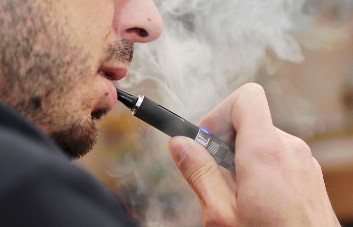 Hiểm họa khôn lường từ thuốc lá điện tử