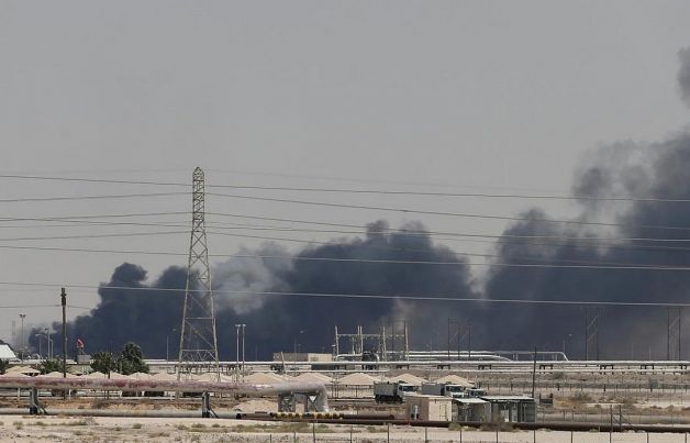 Vết dầu loang mới ở Vùng Vịnh