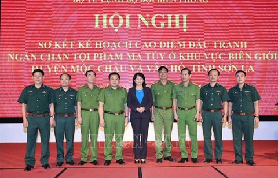 Quyền Chủ tịch nước dự Hội nghị sơ kết cao điểm chống ma túy tại Sơn La