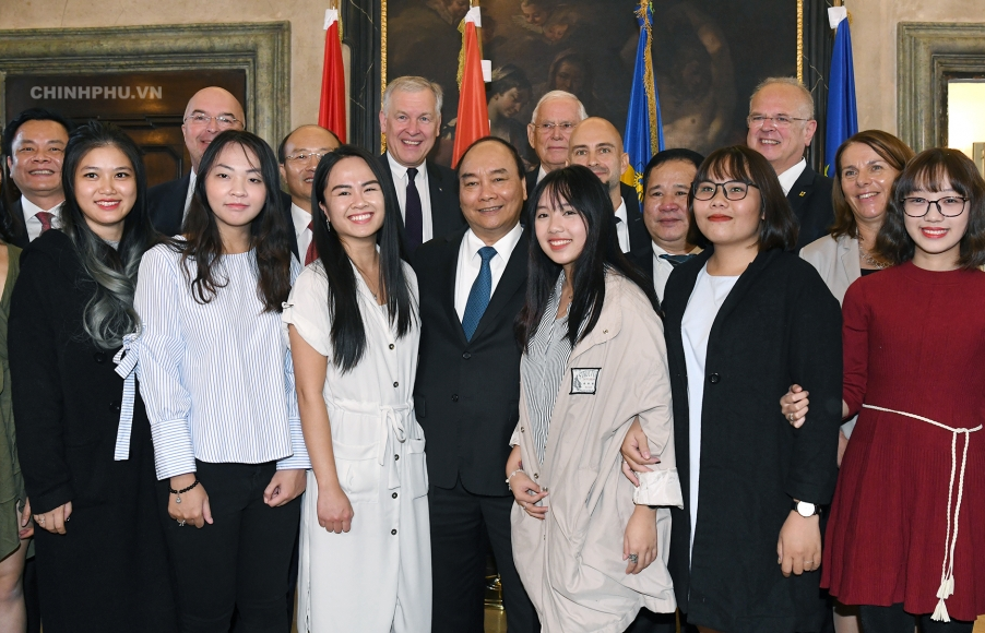 Thủ tướng Nguyễn Xuân Phúc kết thúc thăm chính thức Cộng hòa Áo