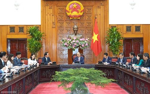 thu tuong nguyen xuan phuc tiep tong giam doc to hop samsung viet nam 102582