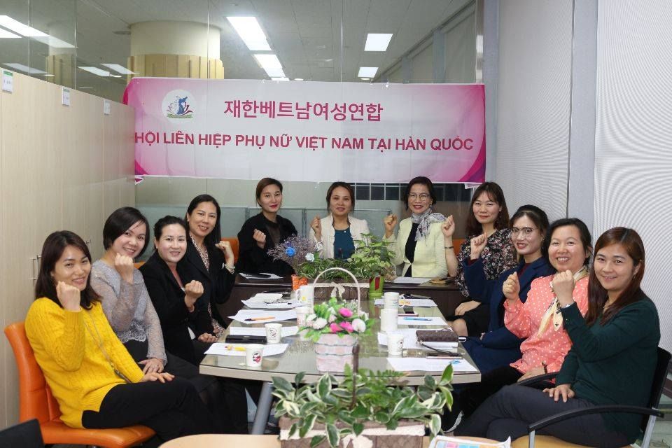 mai nha chi em viet o xu kim chi