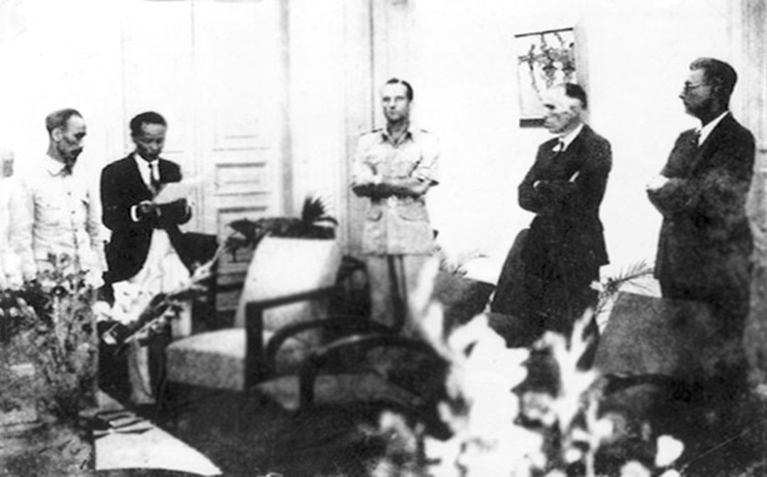 nho-ve-nguoi-con-cua-the-he-vang