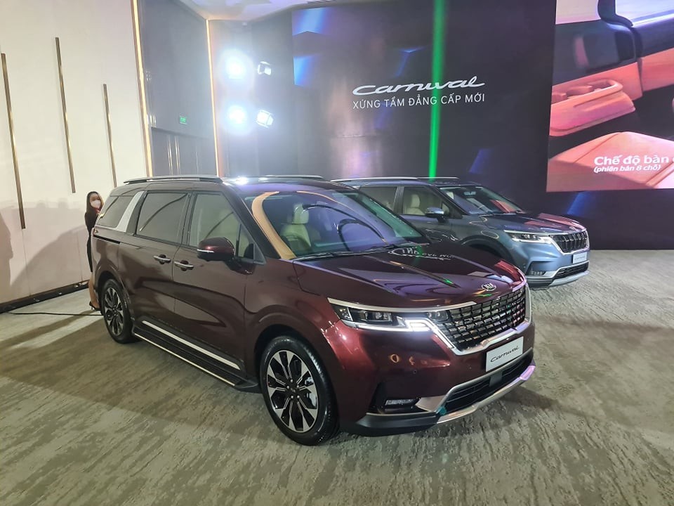 Cập nhật bảng giá Kia Carnival 2022 tháng 10/2022