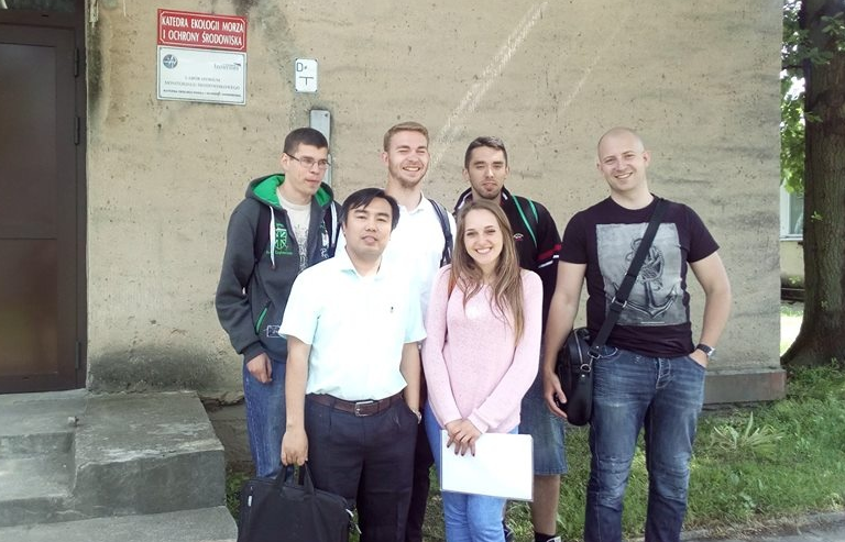 Ba Lan chưa xa đã bịn rịn…