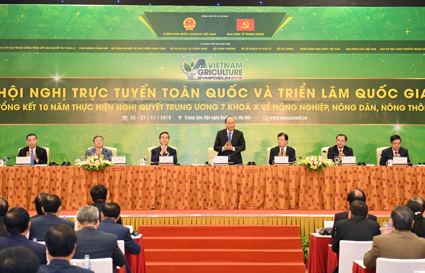 Khai mạc Hội nghị 10 năm thực hiện Nghị quyết Trung ương 7 khóa X