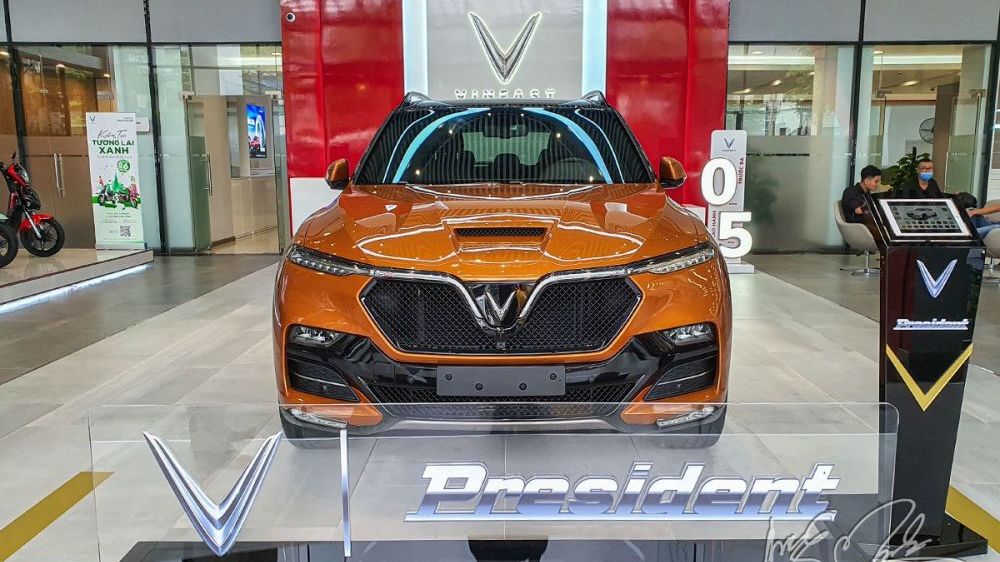 Giá xe VinFast tháng 11/2020: VinFast President chốt giá 4,6 tỷ đồng