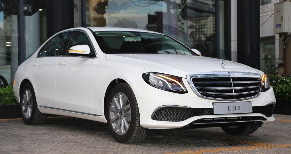 Giá Xe Mercedes Tháng 11/2020: Ra mắt SUV 7 chỗ Mercedes GLB 2020 Giá Xe Mercedes Tháng 11/2020: Ra mắt SUV 7 chỗ Mercedes GLB 2020