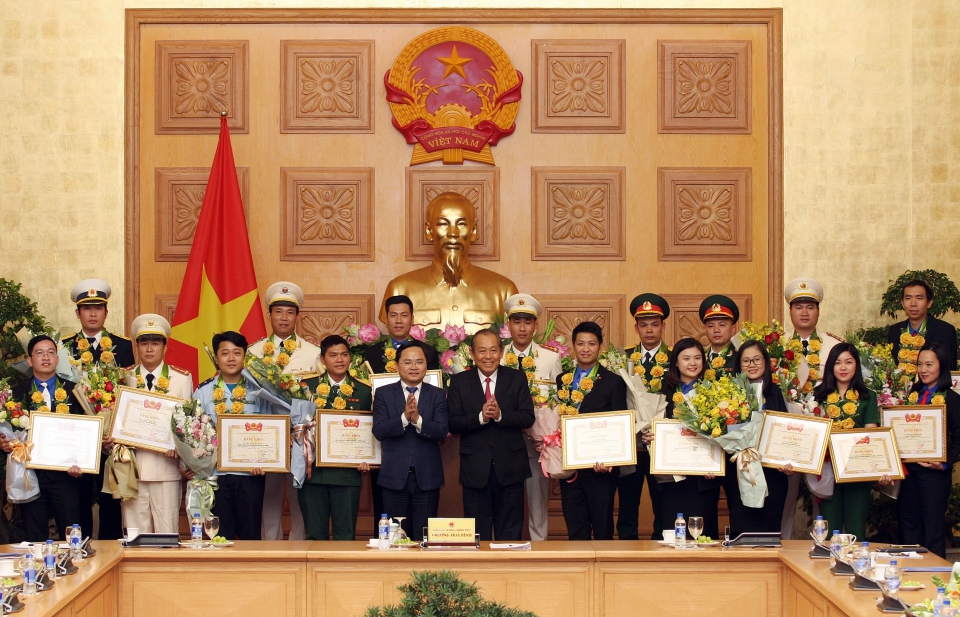 Phó Thủ tướng Trương Hòa Bình: Cán bộ, công chức trẻ phải là lực lượng xung kích, đi đầu