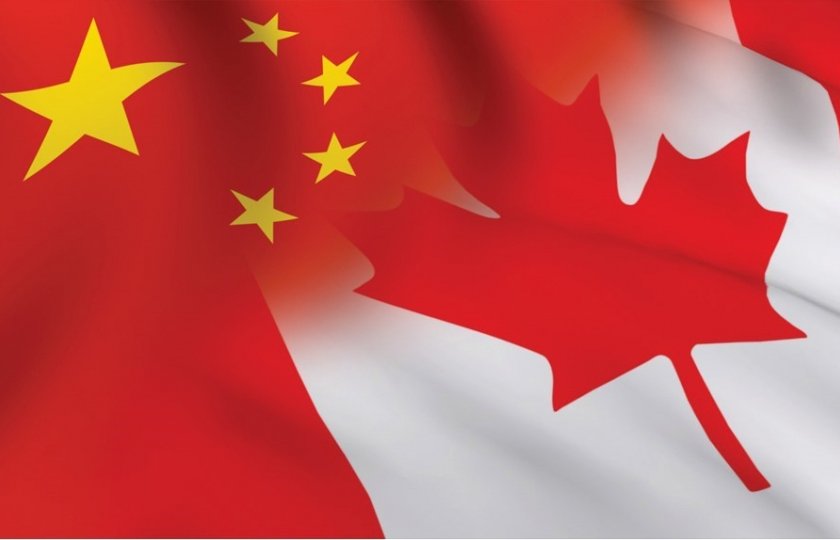 Canada: Giữa hai làn đạn