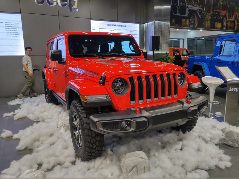 Xe Jeep Wranger.