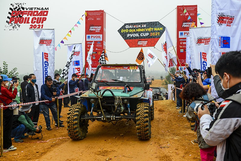 Khởi tranh Giải đua xe ô tô địa hình Off-road lớn nhất Việt Nam 2021 Giải đua xe ô tô địa hình lớn nhất Việt Nam 2021 chính thức khởi tranh