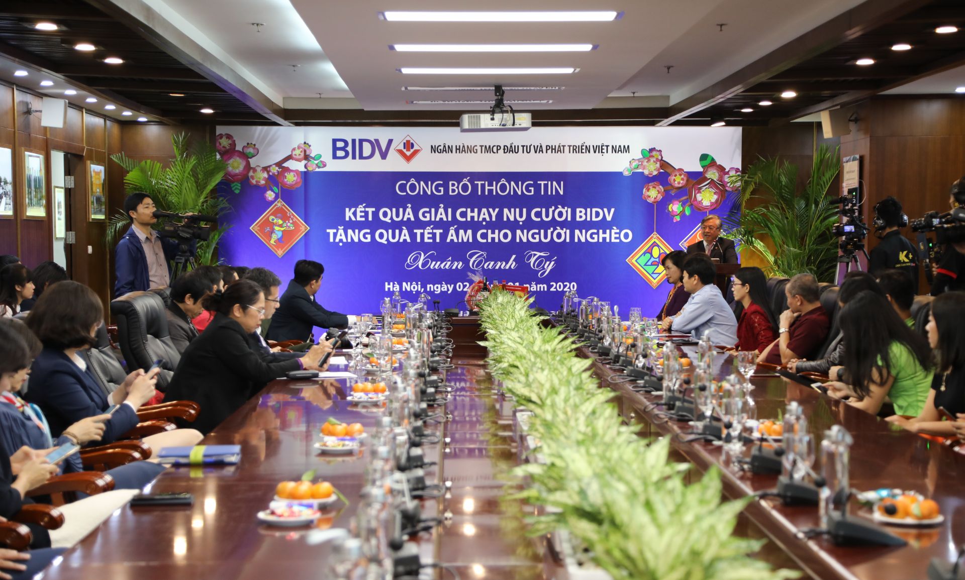 Tổng kết giải chạy "Nụ cười BIDV - Tết ấm cho người nghèo 2020" tong ket giai chay nu cuoi bidv tet am cho nguoi ngheo 2020