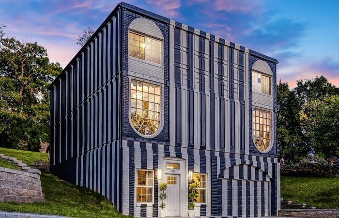 Những ngôi nhà làm bằng container đẹp đến khó tin